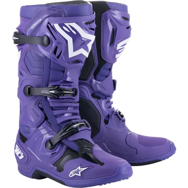 Violet/Negru