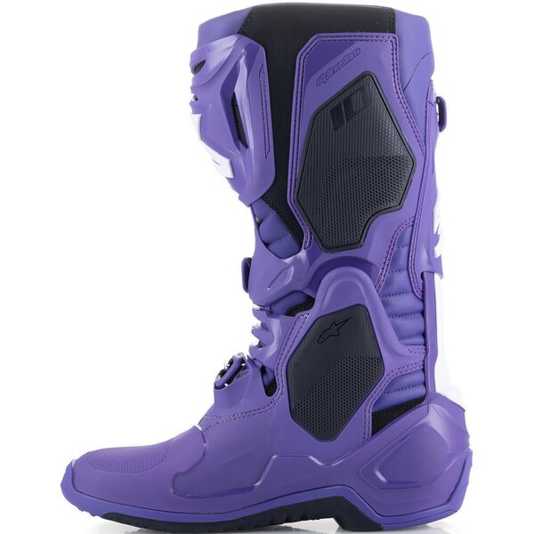 Violet/Negru