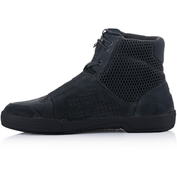 Negru/Negru