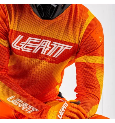 LEATT Jersey Moto 5.5 UltraWeld Flame - Image 4